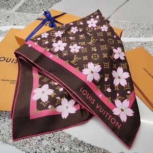 LOUIS VUITTON 2025 LV x TM Murakami Monogram Cherry Blossom Square 70 Silk Scarf